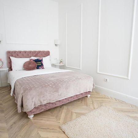 Etoile City Center Apartments Belgrad Exteriör bild